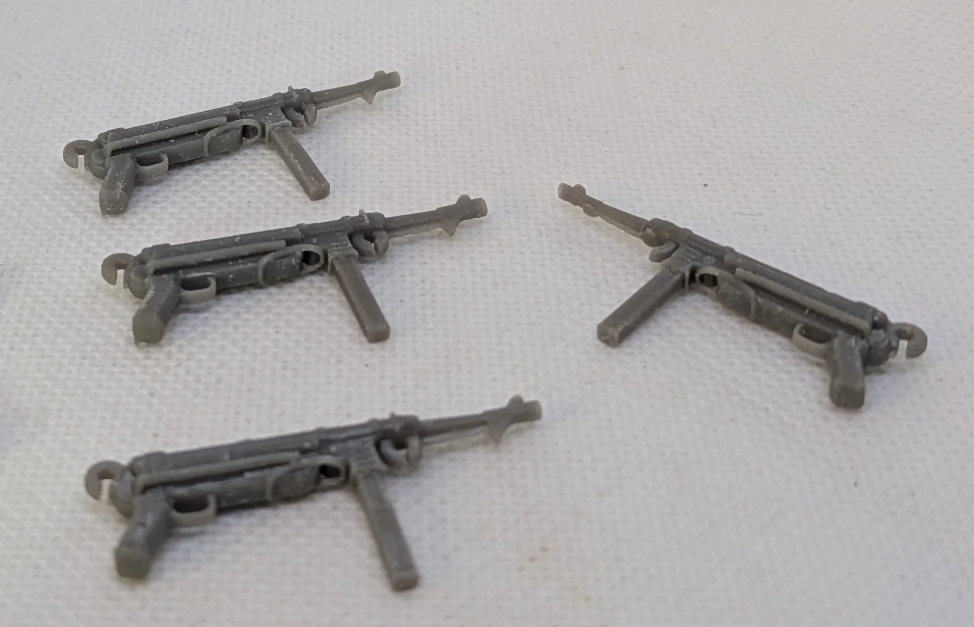 custom WW2 Playmobil (thème historique 1939-1945) - 4 MP 40 Allemand