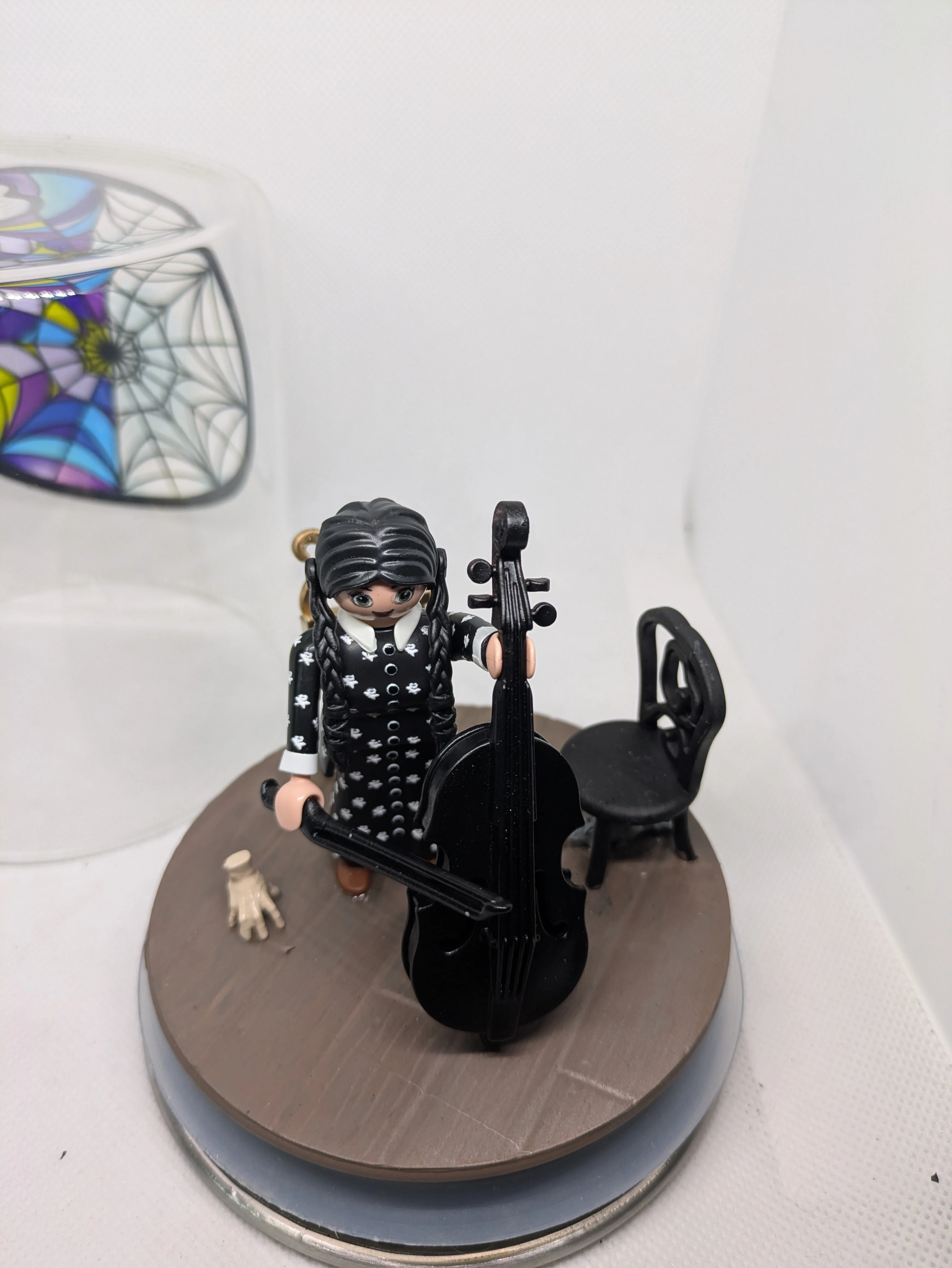 Accessoire compatible Playmobil - Présentoir en verre - Adams Mercredi N727