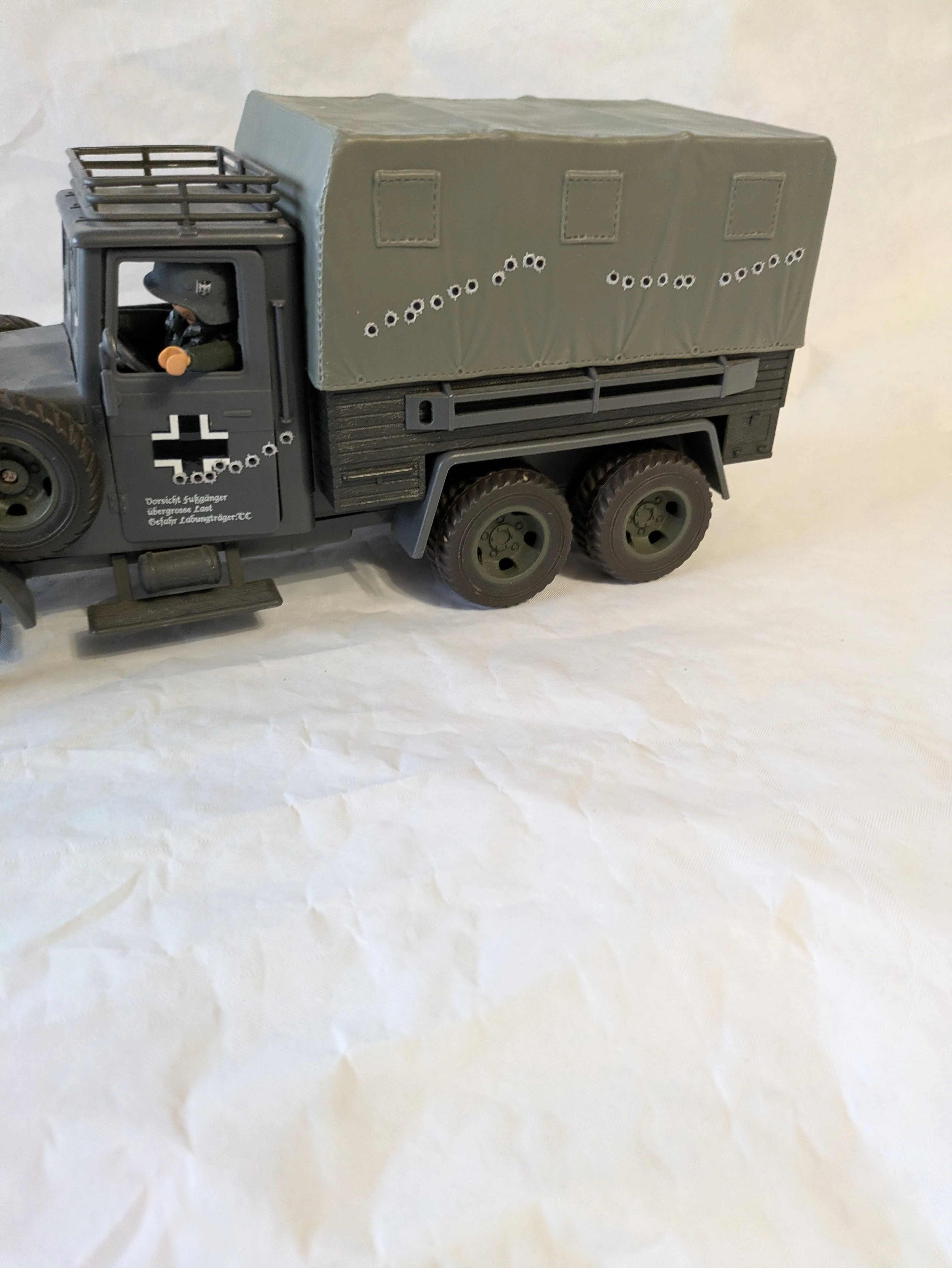 Accessoire playmobil WW2 - customisation camion Hasbro + 1 playmobil