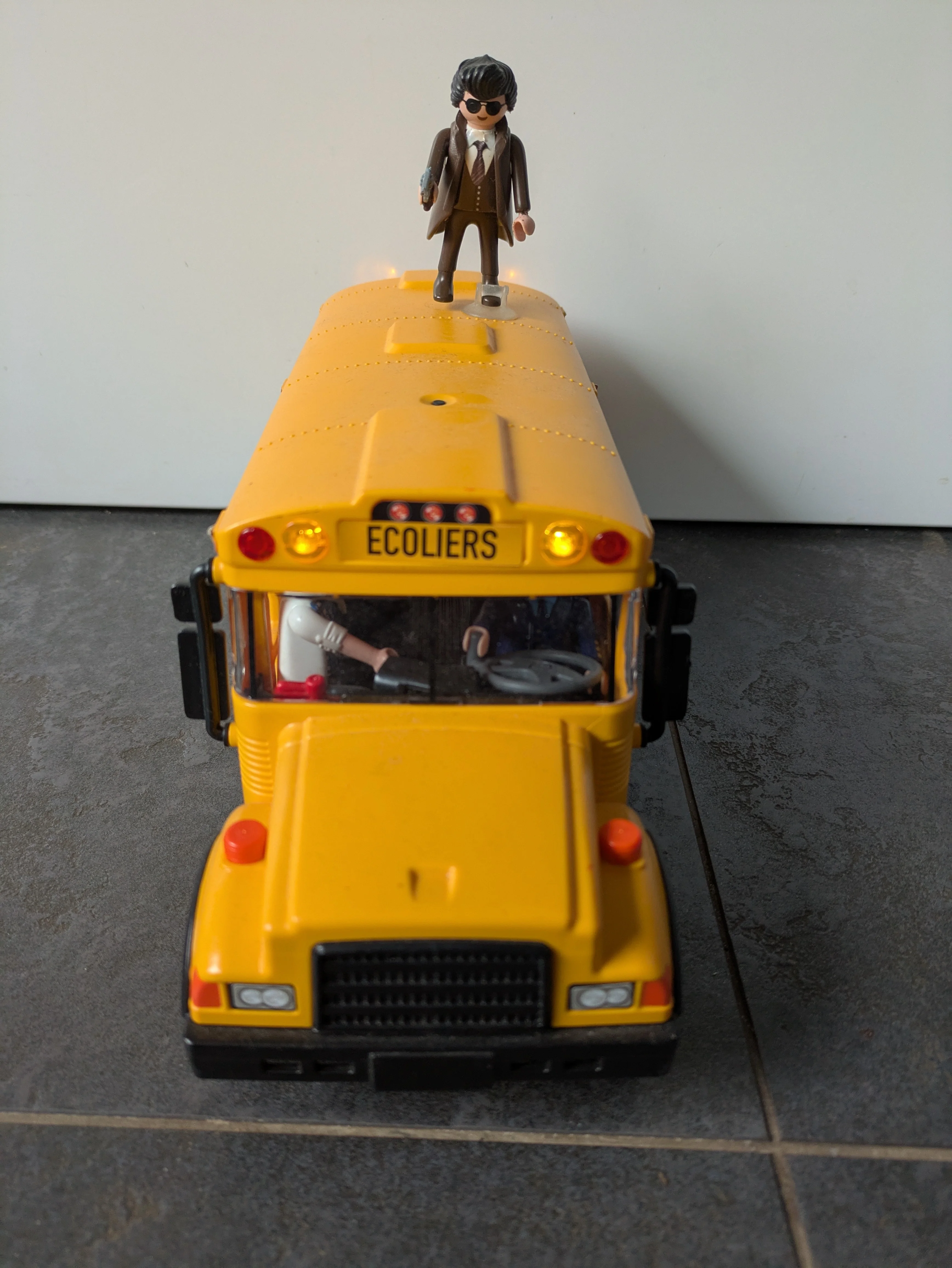 Custom Playmobil Cinéma - Inspecteur Harry + bus scolaire